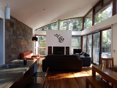 Sawmill Mountain Retreat- dcs retreats