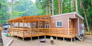 Casa mobile, non fumatori (BB Palace, Up to 9 People) | 1 camera, una scrivania, Wi-Fi gratuito, lenzuola