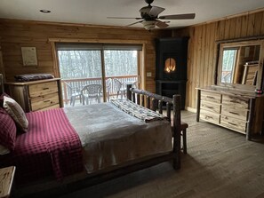 6 dormitoris, planxa i posts de planxar, wifi i roba de llit 