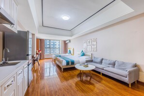 Deluxe Double Room | Premium bedding, down duvets, desk, laptop workspace