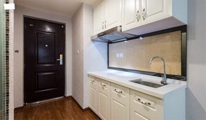 Singola Luxury | Angolo cottura privato | Frigorifero, bollitore elettrico