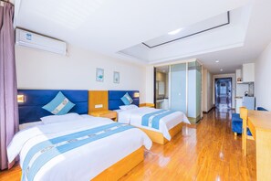 Camera Deluxe con 2 letti singoli | 1 camera, biancheria da letto di alta qualità, copriletto in piuma