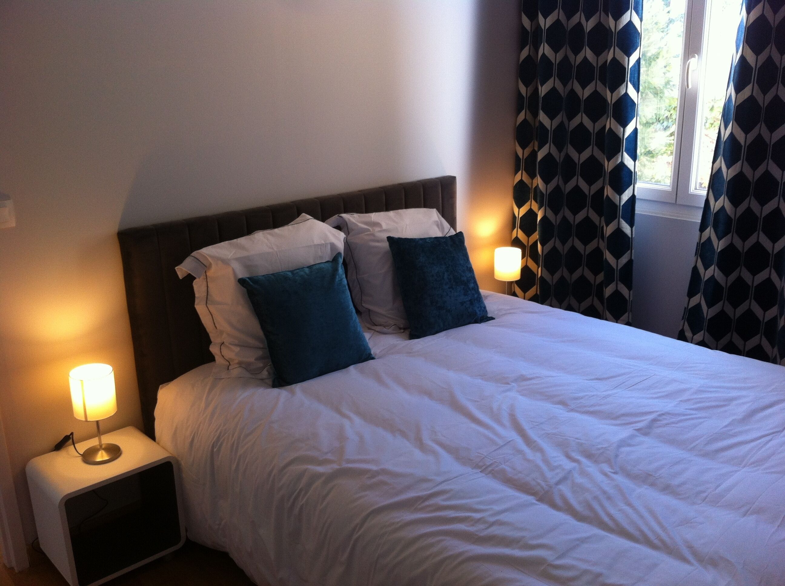 1 chambre, fer et planche à repasser, Wi-Fi, draps fournis