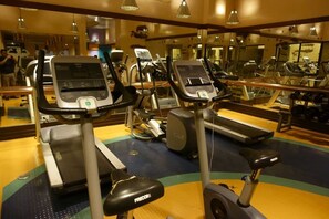 Fitness facility - Modern Asian apartment at Forbeswood Parklane BGC The Fort (Taguig)