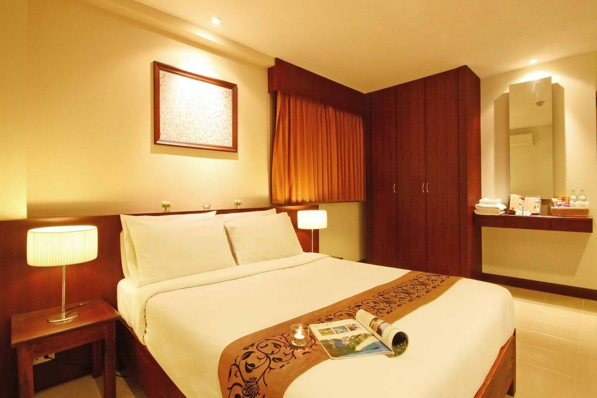 Deluxe tweepersoonskamer (A/c) | 1 slaapkamer, lakens van Egyptisch katoen, luxe beddengoed