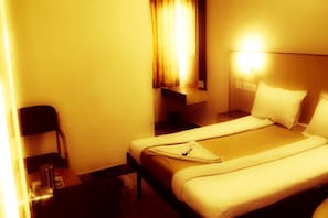 Deluxe Double Room (A/c) | 1 bedroom, Egyptian cotton sheets, premium bedding, pillowtop beds