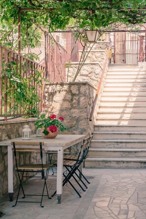 Studio, Multiple Beds, Non Smoking | Terrace/patio