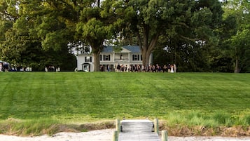 Enceinte de lâhĂ©bergement