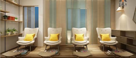 Body treatments, Thai massages, facials, 1 treatment room
