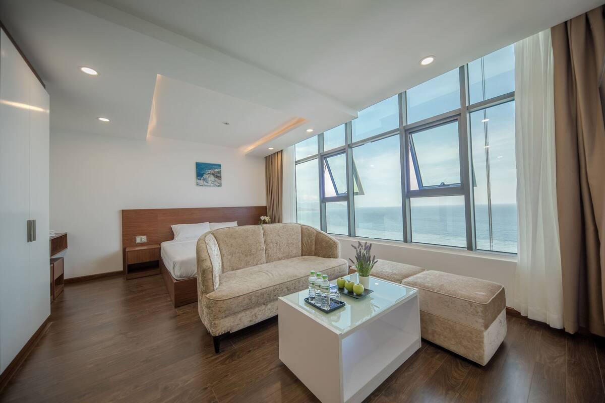 Senior Apartment, 1 Bedroom, Sea View, Sea Facing | In-room safe, desk, blackout curtains, soundproofing