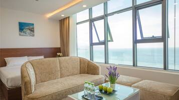 Senior Apartment, 1 Bedroom, Sea View, Sea Facing | In-room safe, desk, blackout drapes, soundproofing