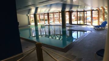 Piscine couverte, piscine chauffée