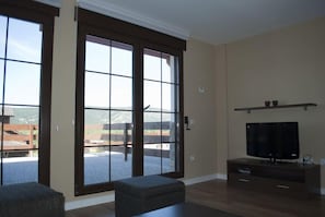 Duplex, 3 Bedrooms | Living room | Flat-screen TV - Residencial Massana (Alcala de la Selva)