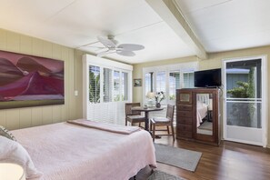 Fer et planche à repasser, Wi-Fi gratuit, draps fournis