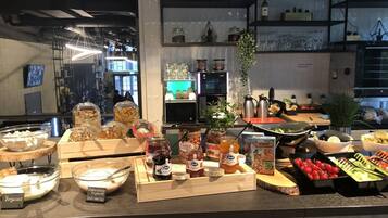 Daily buffet breakfast (EUR 17.50 per person)