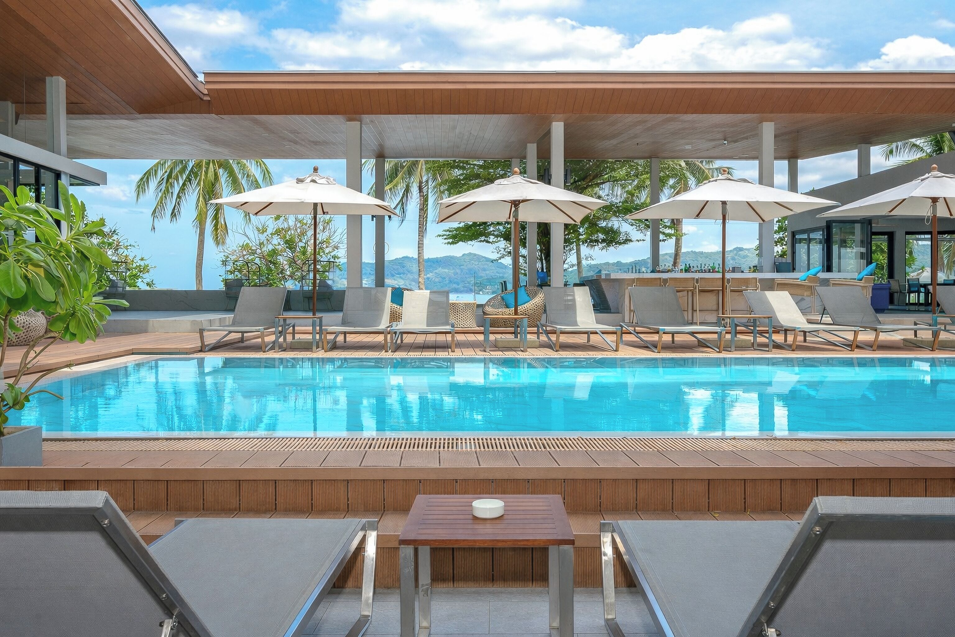 Deluxe Pool Access Terrace | Terrace/patio