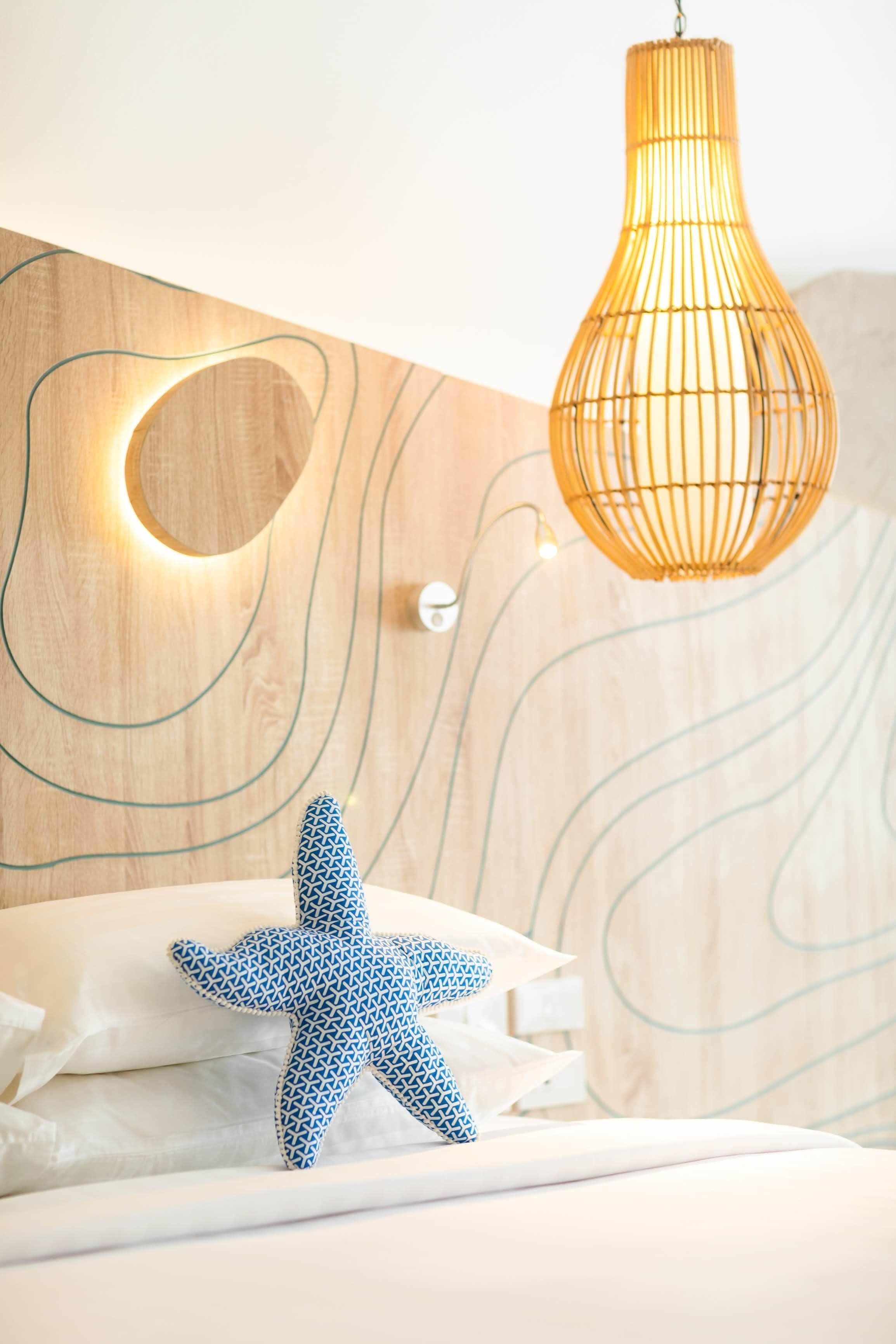 1 bedroom, premium bedding, minibar, in-room safe