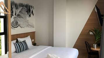 Skrivbord, gratis wi-fi och sängkläder