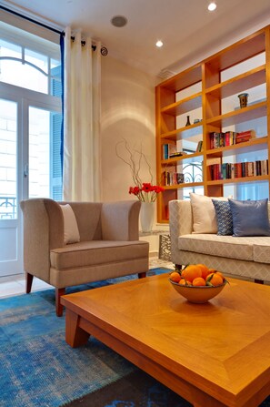 Lobby sitting area - Hapimag Resort Athens (Athens)