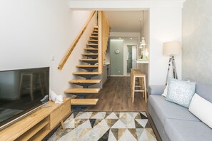 Duplex, 1 quarto (4E) | Área de estar | TV LCD