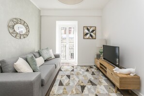 Duplex, 1 quarto (4E) | Área de estar | TV LCD