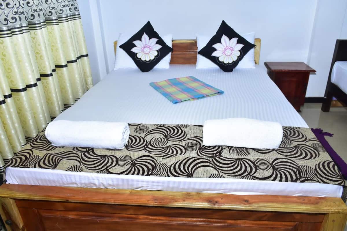 Free WiFi, bed sheets