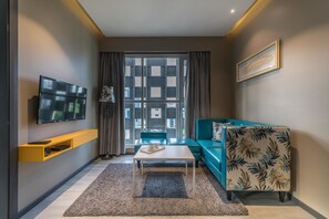 Suíte | Edredons de pluma, frigobar, cofres nos quartos, cortinas blackout