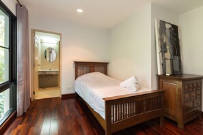 5 Bedrooms Condo | 5 bedrooms, free WiFi, bed sheets