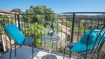 Grand Suite, 3 Bedrooms | Balcony view