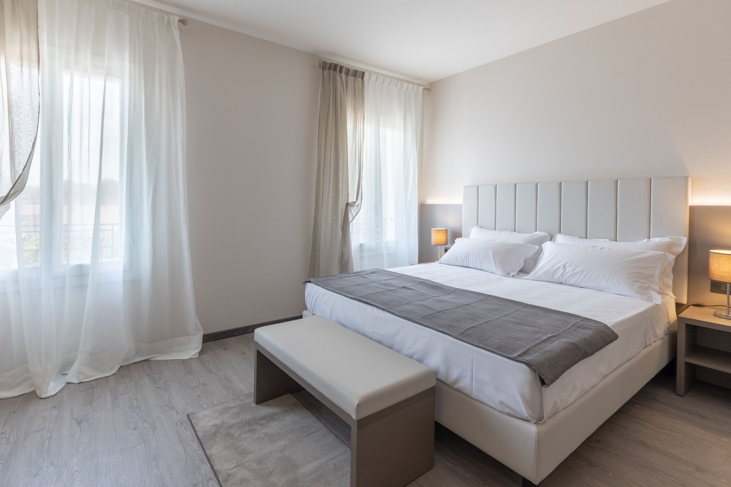 superior double or twin room, garden view | 1 bedroom, minibar, in-room safe, desk