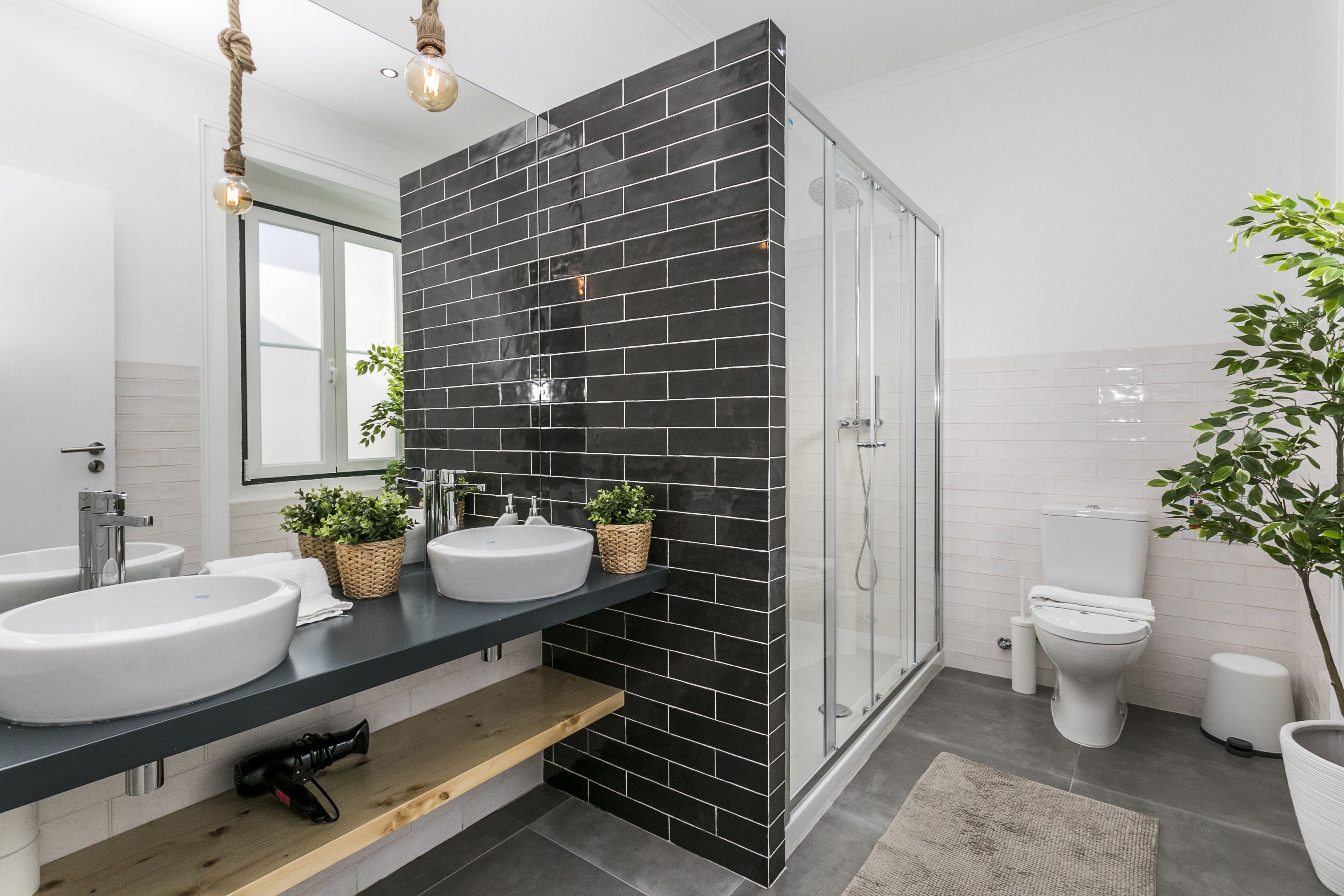 Departamento, 1 habitación (2D) | Baño | Regadera, secadora de cabello, toallas, jabón 