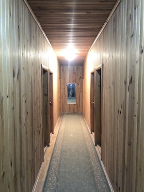 Basic-Bungalow | 1 Schlafzimmer, hochwertige Bettwaren, Bügeleisen/Bügelbrett
