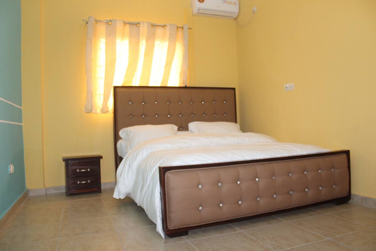 2 chambres, bureau, Wi-Fi gratuit, draps fournis