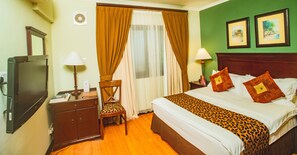Chambre Standard (Village ) | Coffre-fort, bureau, fer et planche à repasser