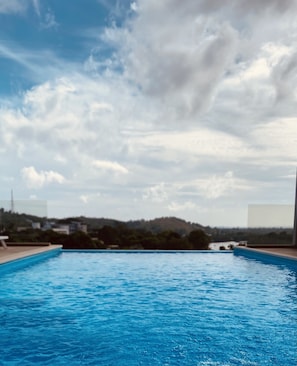 Outdoor pool, pool loungers - The Lanes Hotel (Tutong)