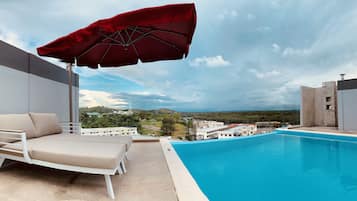 Outdoor pool, sun loungers