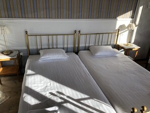 Desk, blackout curtains, rollaway beds, free WiFi