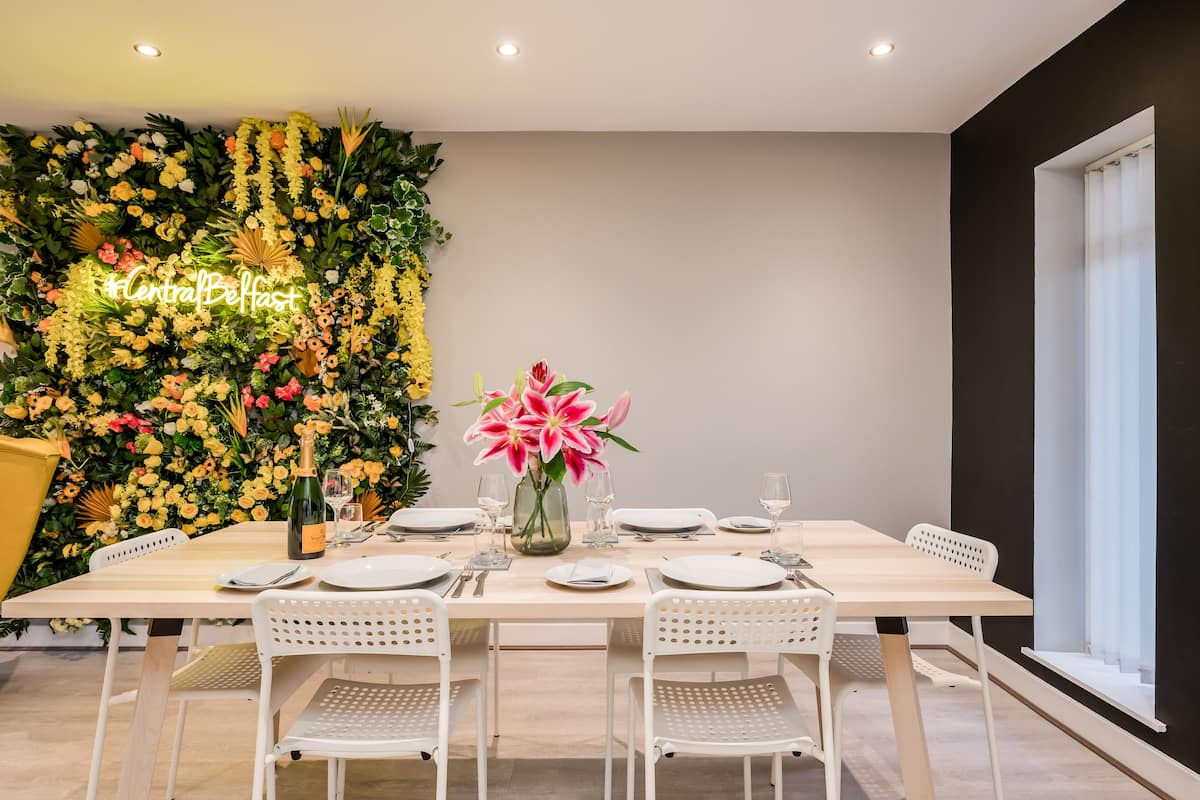 Standard-Apartment, mit Bad (2-Bed) | Lounge