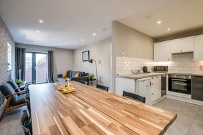 Apartamento, baño privado (2-Bed) | Cocina privada