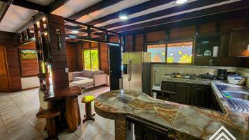 Fridge, microwave, oven, coffee/tea maker