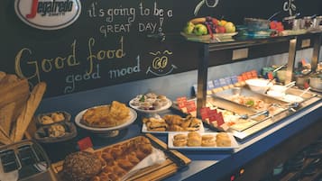 Termasuk sarapan bufet setiap hari