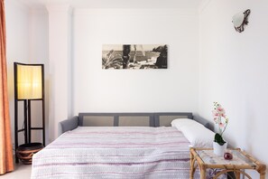 1 bedroom, iron/ironing board, free WiFi, bed sheets - Beachfront (Los Cristianos)