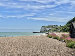Beach nearby - A luxury coastal holiday home with panoramic views of the English Channel (Kinsdown)