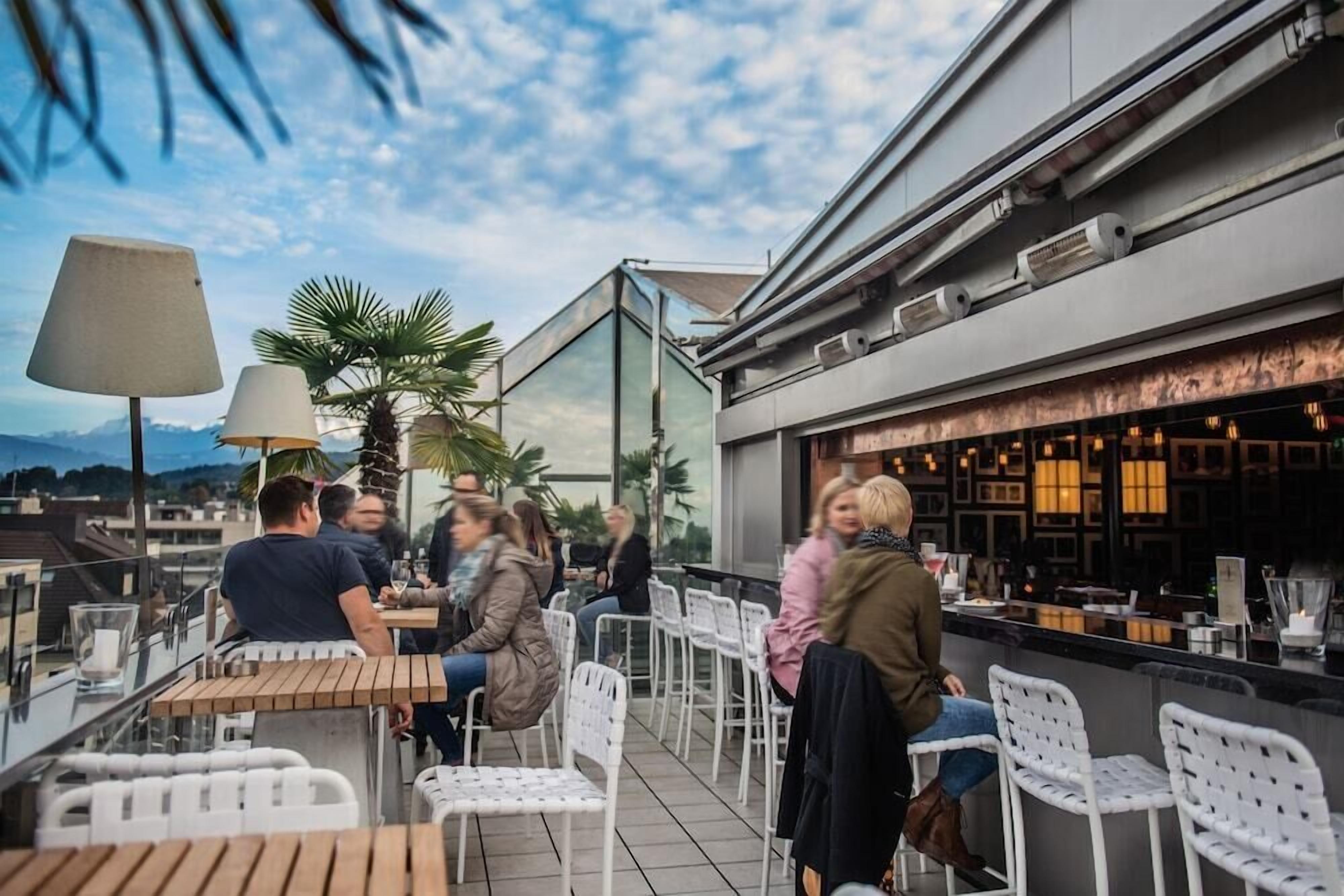 بار (في المنشاة)