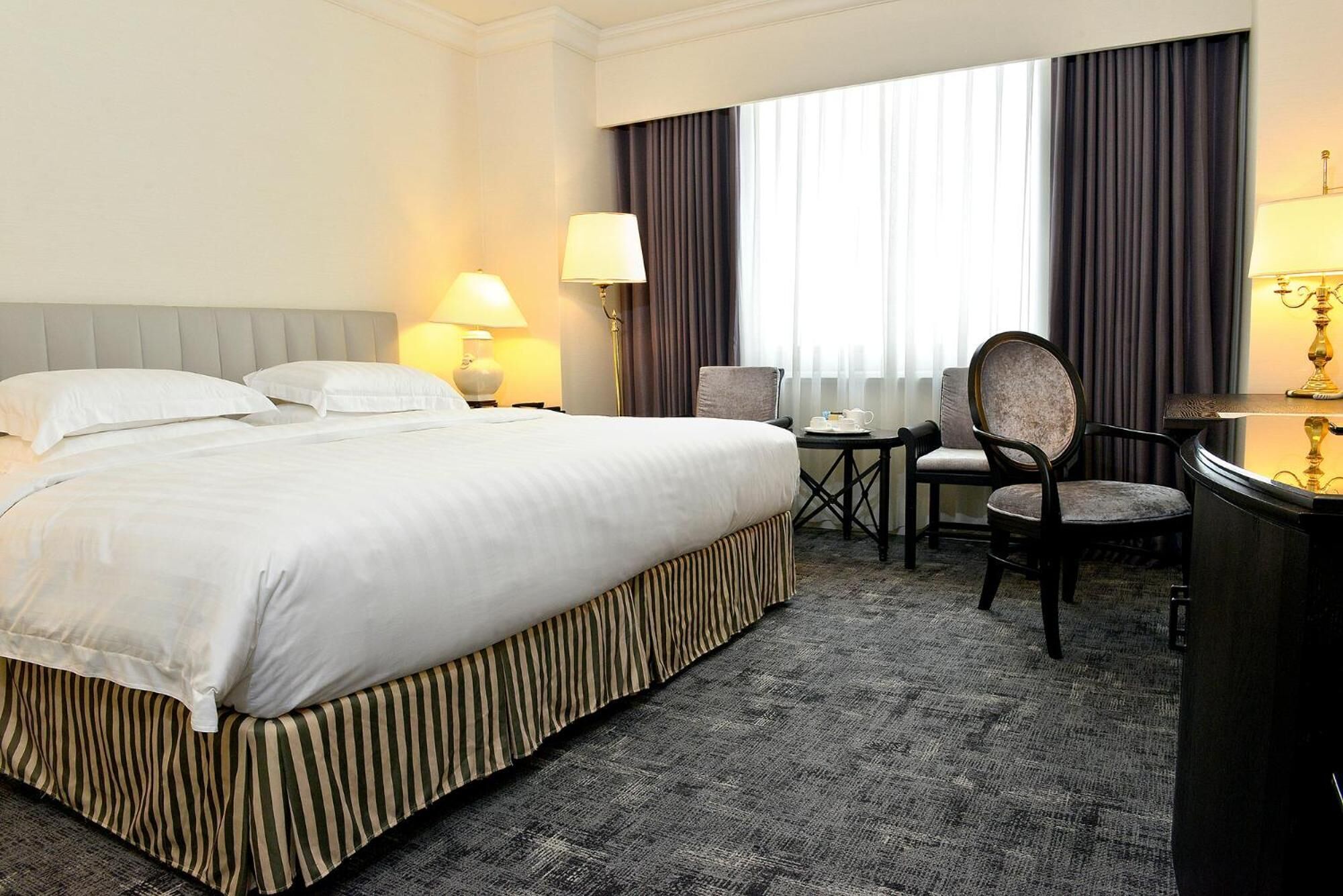 down duvets, in-room safe, desk, blackout curtains