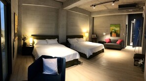 スタンダード 4 人部屋 オーシャンビュー (4F) | 2 室のベッドルーム、客室ごとに異なるインテリア、ノートパソコン用作業スペース、遮光カーテン