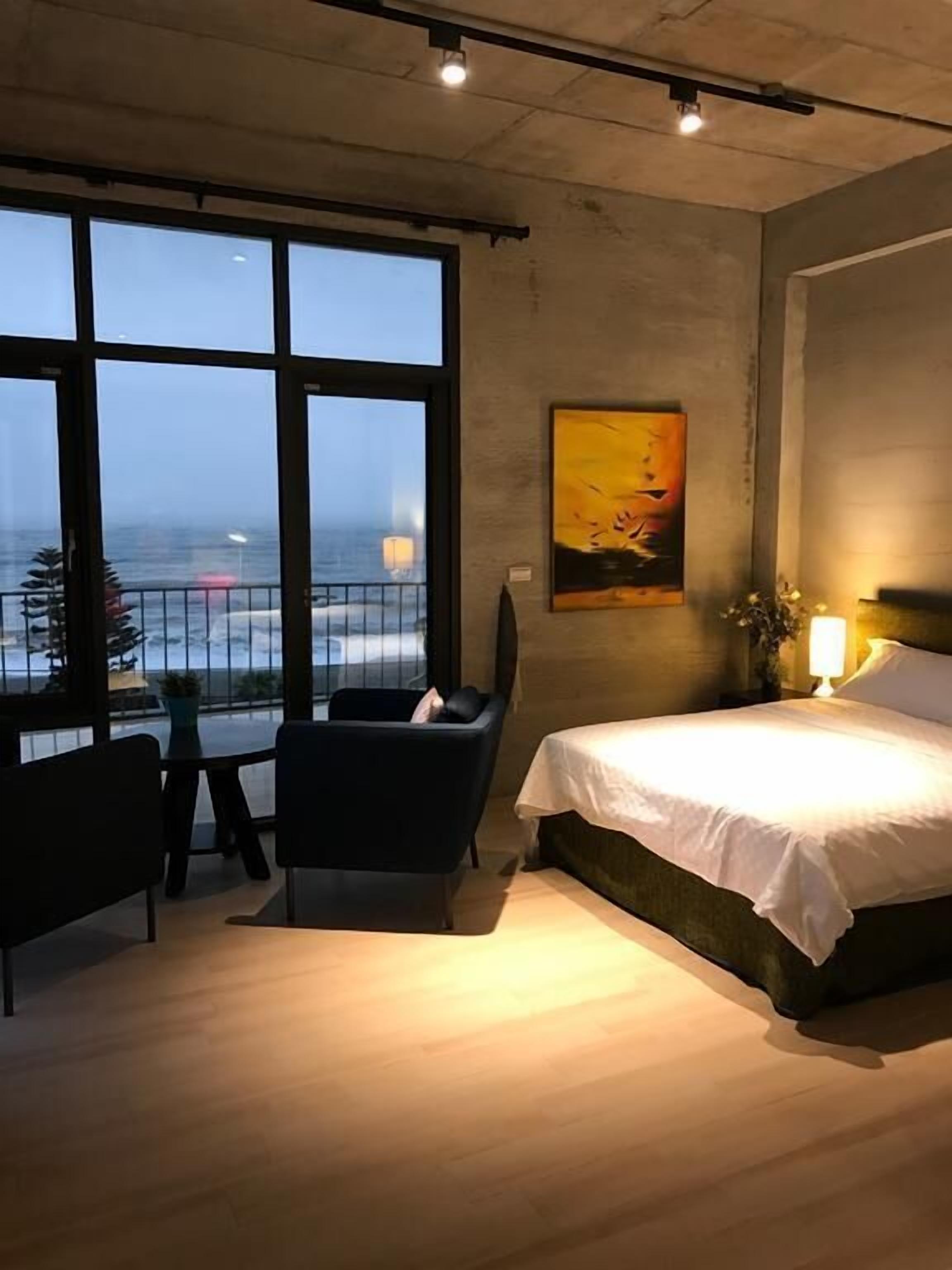 Standard Quadruple Room, Ocean View (4F) | Individually furnished, laptop workspace, blackout drapes, free WiFi