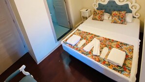 Wifi gratis y ropa de cama 