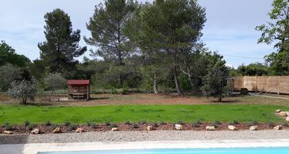 Villa with swimming pool near Gorges du Verdon and Lac de Sainte Croix / free WIFI