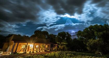 Sedona's Wine Country- peaceful acreage